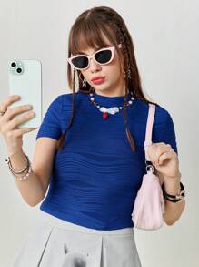 SHEINNeu Wąski damski letni, krótki t-shirt z teksturowanej tkaniny z okrągłym dekoltem - Niebieski - Zobacz 3