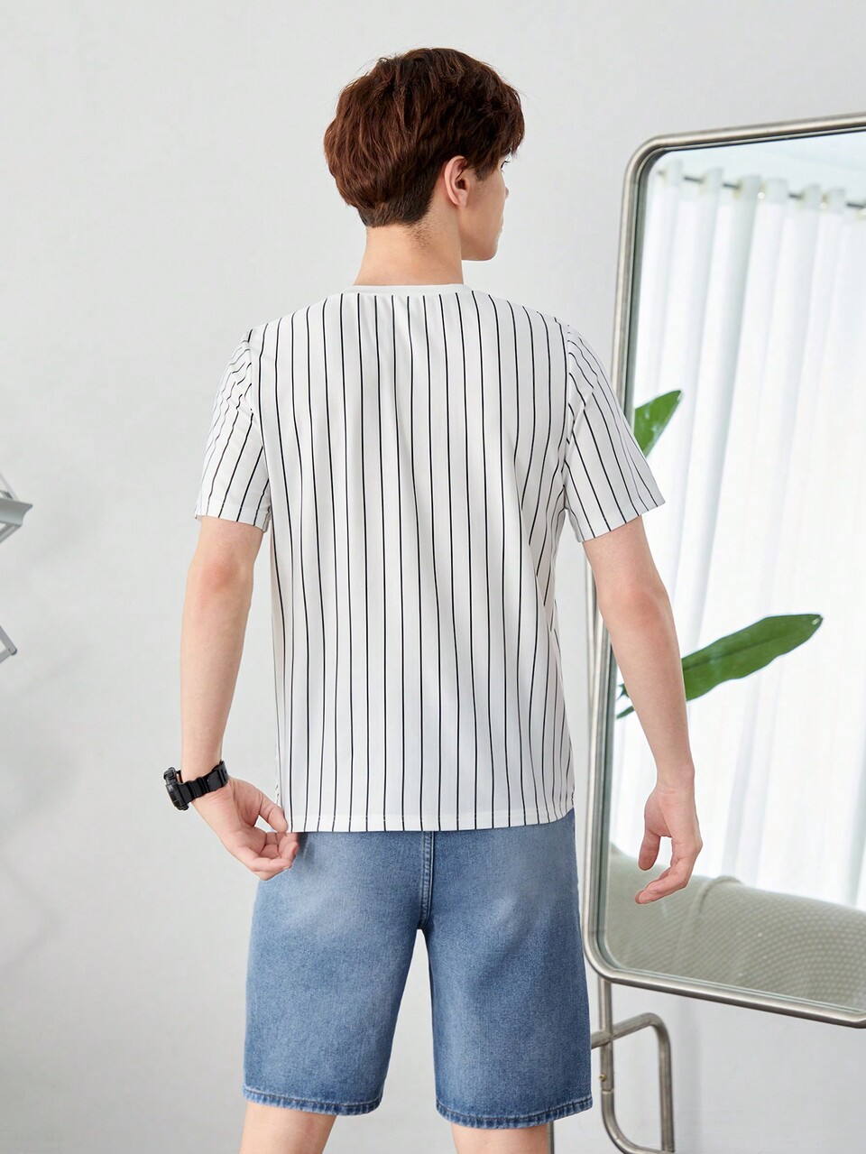 Teen Boy Casual Striped Tee With Letter Printed Pattern And Round Neckline Matched With Distressed Denim Shorts, 2pcs/Set