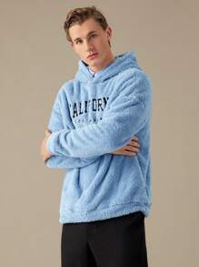 Manfinity RebelGame Loose Fit Men's Teddy Hoodie With Drop Shoulder And Letter Embroidery Detail,Back To School - Baby Blue - View 4