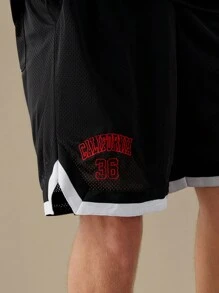 Manfinity VCAY 男式刺绣字母背心和短裤套装，返校