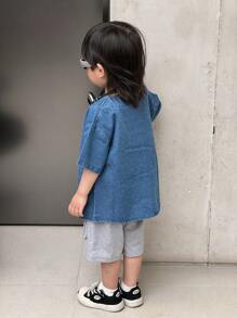 SHEIN 3 Stücke modisches Hip-Hop Street-Style Kleinkind Denim Jacke Set mit Basic T-Shirt und Shorts in Arbeitskleidung von Tcetoctre