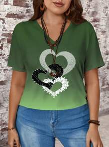 EMERY ROSE 大码女式休闲宽松 V 领 T 恤，带渐变心形图案，适合夏季 - 綠色 - 查看 4