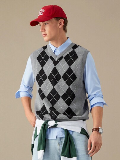 Guys Argyle Pattern Sweater Vest