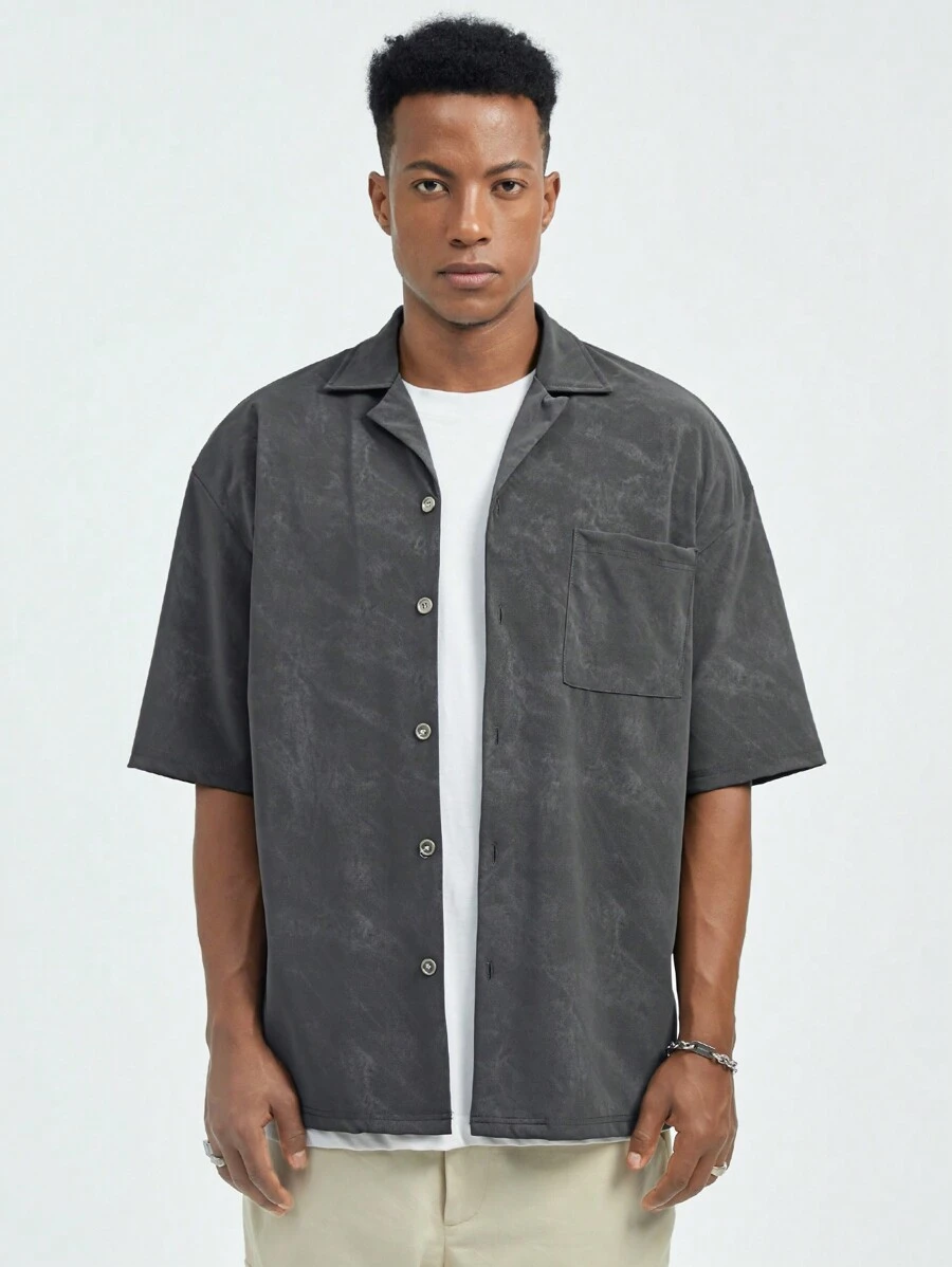 Manfinity RebelGame Men's Solid Color Short Sleeve Shirt With Pocket And Front Button, Summer - Light Grey - View 1