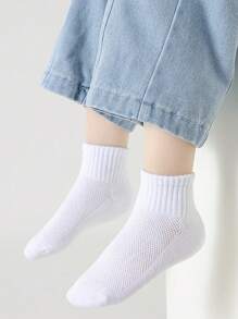 5 Pairs Children's White Mesh Short Socks, Breathable Sweat-Absorbent Sports Socks, Everyday Cotton Socks For Students, Spring/Summer - White - View 4