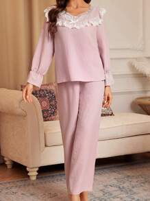 Ensemble de pyjama rose pour femmes en dentelle à encolure en V et manches longues avec pantalon de taille standard - Rose bonbon - Voir 6