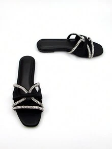 女士優雅的黑色緞面扁平涼鞋，风水鑲嵌水晶裝飾，方头設計，時尚舒適，適合日常穿著和派對 - 黑色 - 查看 2