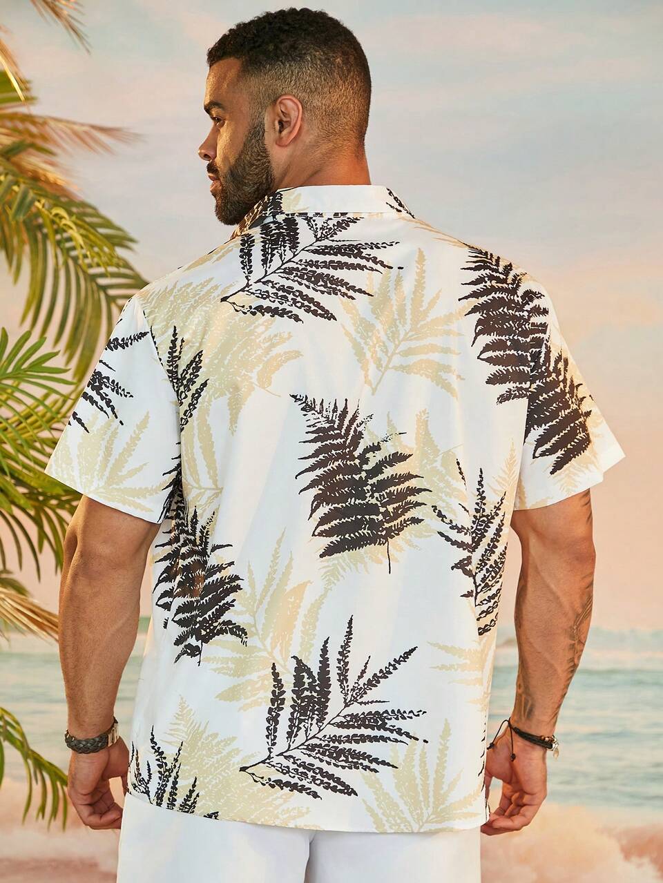 Men's Plus Size Palm Tree Printed Short Sleeve Shirt And Shorts Casual Vacation 2-Piece Set