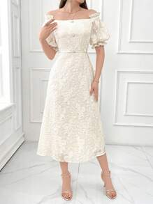 Modelyn Elegantes Sommerkleid für Damen in einfarbigem Jacquard-Design mit Carmen-Ausschnitt, gerafften Rüschenärmeln und Taillenabnäher