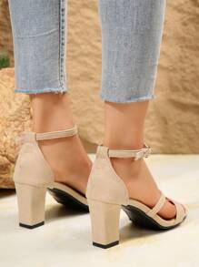 New Arrival Versatile & Sexy Rhinestone Chunky Heel Square Toe Women Sandals - Beige - View 6