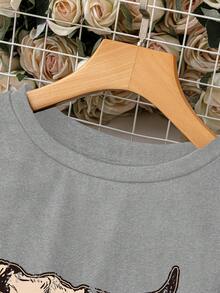 SHEIN LUNE 女士休閒寬鬆牛頭和字母印花短裙，夏季 - 灰色 - 查看 3