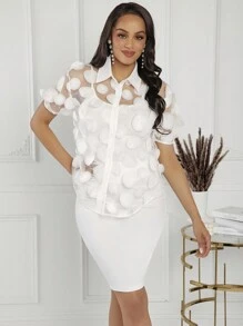 SHEIN Lady Ensemble chemisier en dentelle brodée blanche élégante et jupe moulante unie pour femmes, été