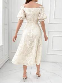 Modelyn Elegantes Sommerkleid für Damen in einfarbigem Jacquard-Design mit Carmen-Ausschnitt, gerafften Rüschenärmeln und Taillenabnäher