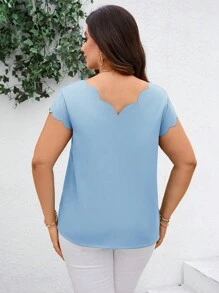 SHEIN Clasi 大码女式夏季纯色弧形V领短袖优雅衬衫 - 淺藍色 - 查看 2