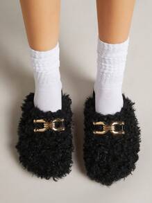 SHUZIA Chaussons d"intérieur en peluche pour femmes adaptés à un usage quotidien