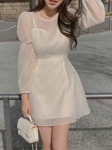 DAZY Vestido corto de verano de manga abullonada para mujer con cintura ajustada y manga larga - Blanco - Ver 3