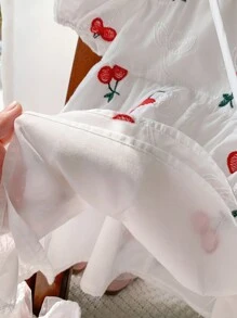 SHEIN LMoss Kids LMoss女婴可爱宝宝女孩卡通刺绣泡泡袖短袖宽松连衣裙配斜挎包套装夏季 - 白色 - 查看 4