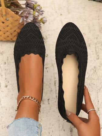 2025 Höst Damskor i Mesh med Andningsfunktion Stickad Spets Spetsig Tå Slip-On Balett Platta Skor med Mjuk Botten