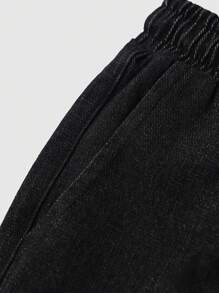 ROMWE MEN Street Life 男士口號印花牛仔短褲，適合春夏日常穿著 - 黑色 - 查看 5