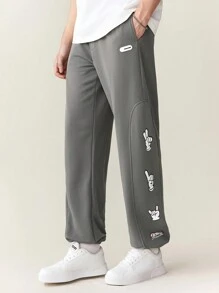 Manfinity RebelGame Men Gesture Print Knitted Casual Sweatpants With Pockets