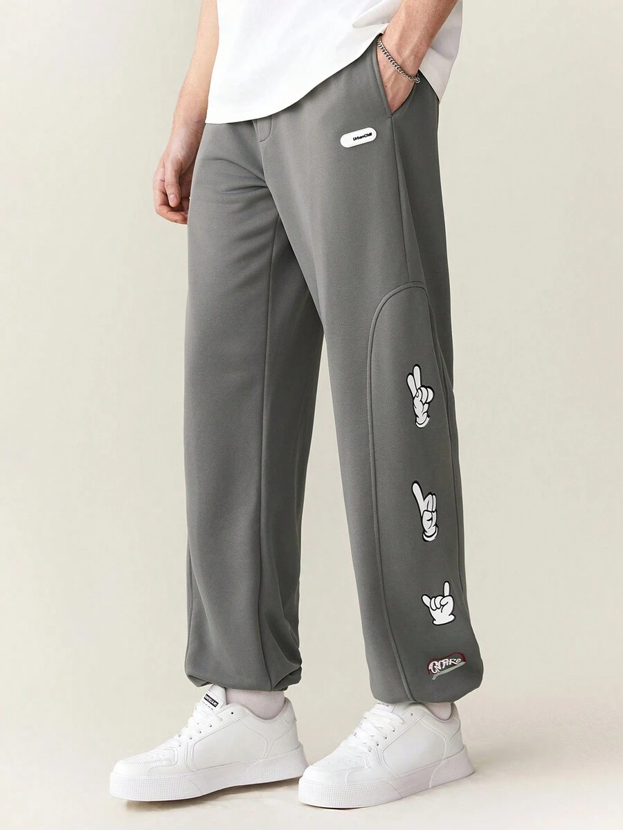 Manfinity RebelGame Men Gesture Print Knitted Casual Sweatpants With Pockets