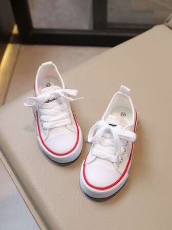 快適な紐靴 レースアップ キッズスポーツシューズ、女の子用スリップ防止フラットキャンバスシューズ、通気性に優れたキッズキャンバスシューズ 1ペア