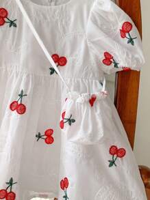 SHEIN LMoss Kids LMoss女婴可爱宝宝女孩卡通刺绣泡泡袖短袖宽松连衣裙配斜挎包套装夏季 - 白色 - 查看 6