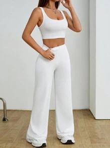 SHEIN PETITE Krótki podkoszulek w jednolitym kolorze i spodnie z prostymi nogawkami