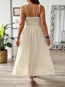 SHEIN Clasi Đầm dệt kim cổ chữ V Boho cỡ lớn không tay thêu và trang trí tua rua cho nữ, trang phục mùa hè - Màu be - Xem 2