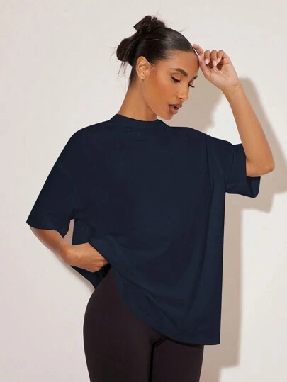 SHEIN BASICS Camiseta casual de verano para mujer con cuello de pie, manga corta de murciélago y unicolor