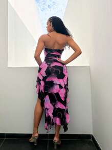 SHEIN SXY Frauen Große Größen Kleid mit Schmetterling Muster, trägerloses asymmetrisches Saum Urlaubsoutfit für Damen