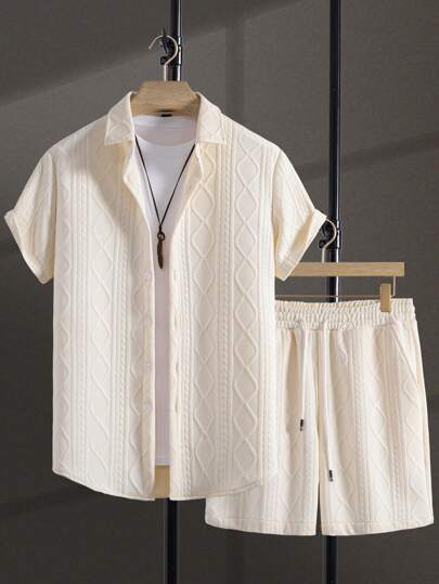 Manfinity Homme Men's Vacation Casual Style, INS Matched With A Fashionable Short-Sleeve Shirt And Shorts Set, Hawaiian Beach Vacation, Music Festivals And Everyday Outfits, Gift For Boyfriends Or Husbands. Cozy Outfits