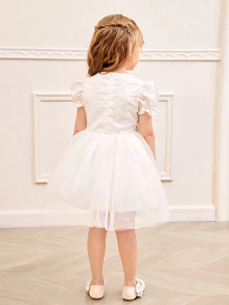 Young Girl Lovely Elegant White Puff Sleeve Mid-Length Short-Sleeved Dress