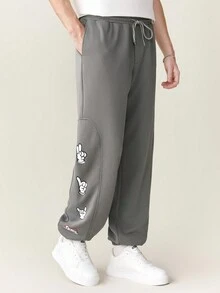 Manfinity RebelGame Men Gesture Print Knitted Casual Sweatpants With Pockets