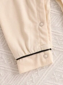 SHEIN 嬰兒女童針織柔軟舒適衫領連體褲，帶熊圖案和按扣設計的長袖居家裝 - 杏色 - 查看 5