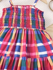 年輕女孩格紋鬆緊吊帶連衣裙，適合度假或休閒穿著 - 彩色 - 查看 4