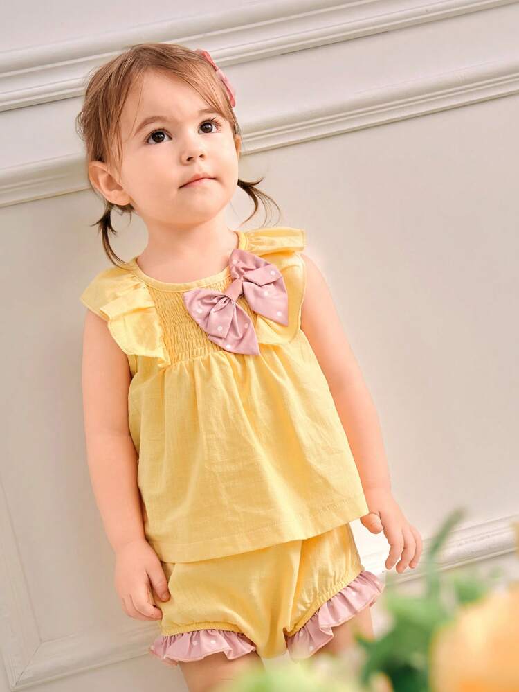 Baby Girl Elegant And Comfortable Bow Decoration Ruffled Top With Bloomer Shorts Set For Spring/Summer
