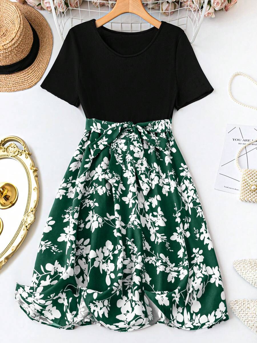 SHEIN Clasi 大碼女士夏季度假花卉印花拼接圓領短袖優雅連衣裙 - 彩色 - 查看 1