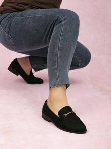 女士圓頭金屬扣粗跟豆鞋，黑色，大尺碼，適用於春秋款平底鞋