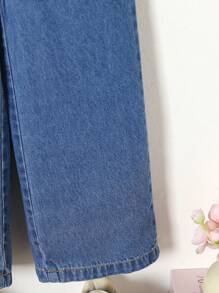 SHEIN Playful Pals Young Girl Loose Lightweight Casual Holiday Jeans Summer Holiday - Medium Wash - View 5