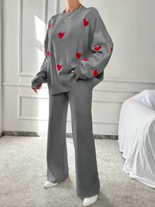 SHEIN Cottnline Conjunto de dos piezas de suéter de cuello redondo con patrón de corazón y pantalones para mujer - Gris Claro - Ver 3