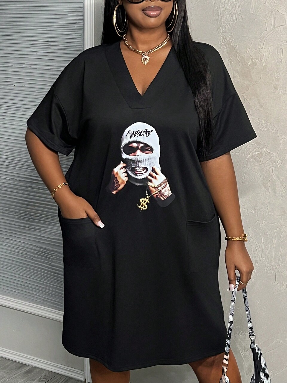 Plus Size Casual Loose Knitted Dress With Portrait Print, V-Neck, Summer Daily