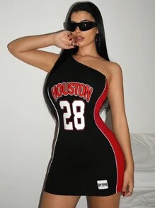SHEIN ICON Vestido mini ajustado deportivo de baloncesto negro y rojo con un solo hombro y estampado de contraste en color para mujer estilo Y2k para verano