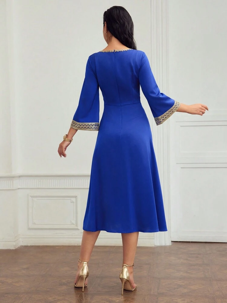 SCOOP NECK BELL SLEEVE SEQUIN CONTRAST LACE DRESS