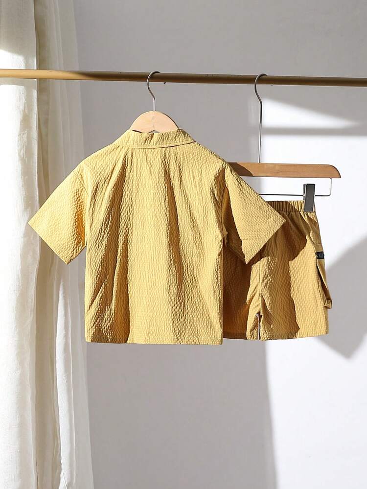 2pcs Young Boy Casual Sports Streetwear Turn-Down Collar Short Sleeve Shirt + Shorts Set, Suitable For Daily Wear, School, Travel, Outdoor Activities, Spring And Summer Seasons