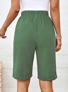 SHEIN LUNE Shorts informales para mujer en color verde con bolsillos estilo bermuda - Verde - Ver 2