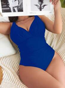 SHEIN Swim Curve Plus Size Letni plażowy jednoczęściowy strój kąpielowy w jednolitym kolorze z marszczeniem i dekoltem w kształcie litery V