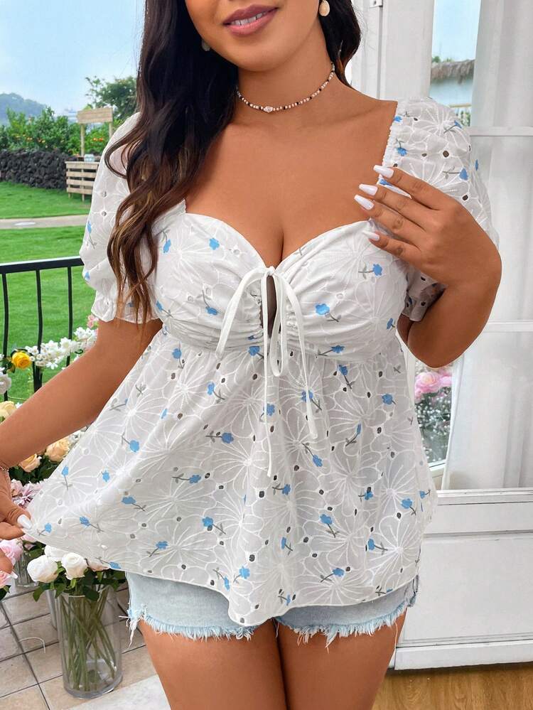 Plus Size Short Sleeve Hollow Out Printed Casual Shirt With Sweetheart Neck