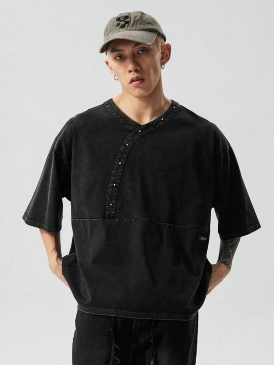 新因子洗黑短袖T恤，鉚釘拼接設計 - 黑色 - 查看 1