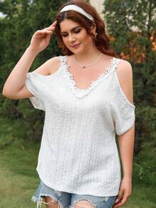 Dreamara Plus Size Women's Open Shoulder Simple Casual White Texture T-Shirt For Daily Wear